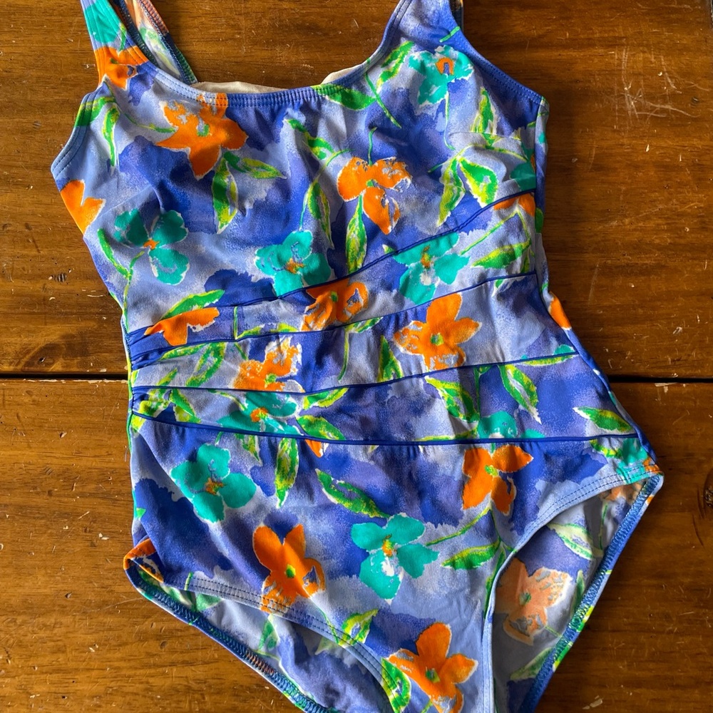 Vintage it figures slimming ruched one piece swimsuit size 12